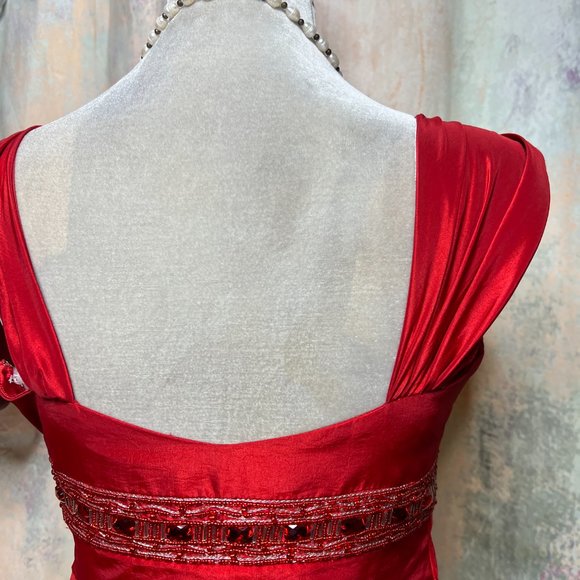 📌Rich's Apperel Lady in Red Eye-Catching Prom - Formal - Ball Gown - Picture 9 of 16